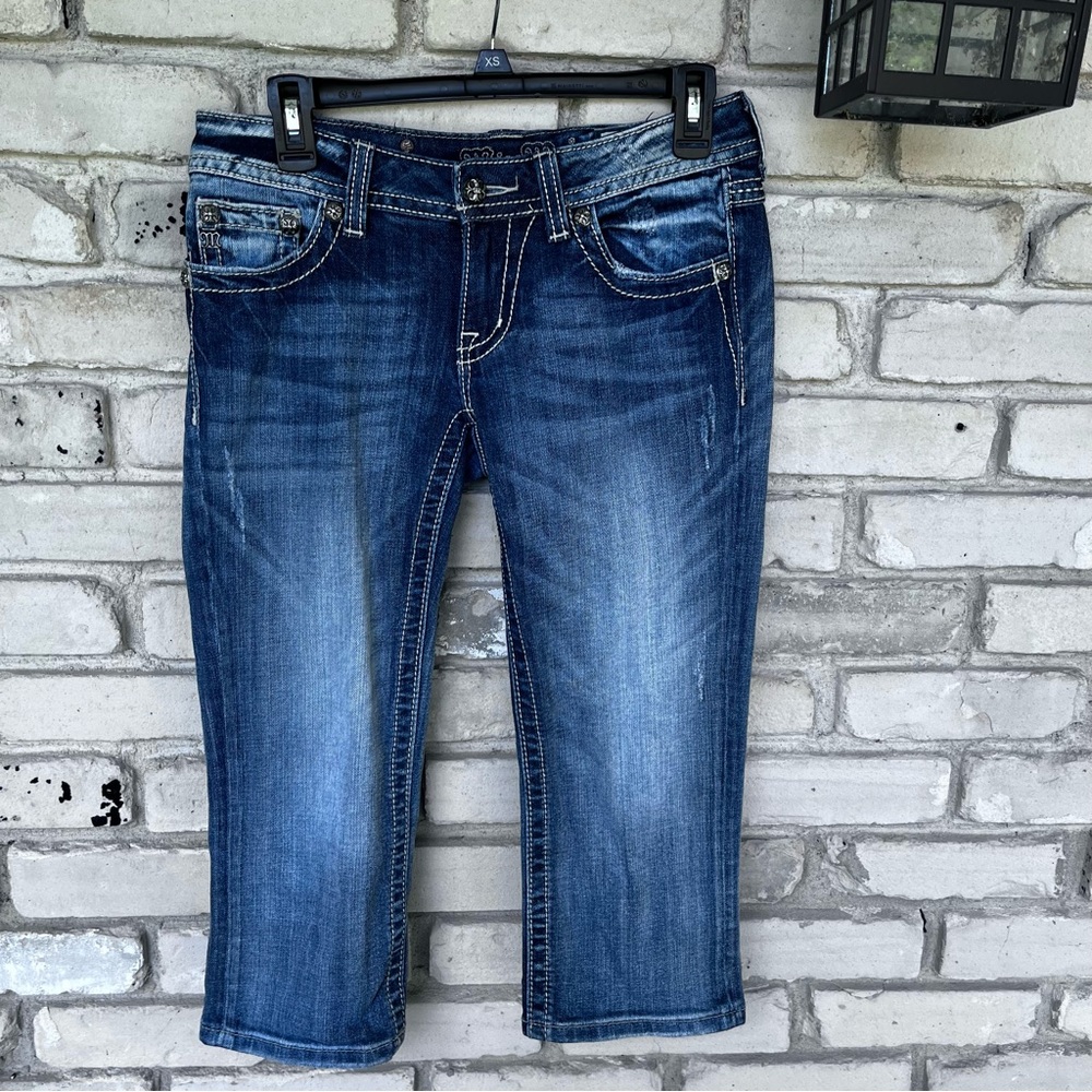 Miss Me crop jeans with decorated pockets